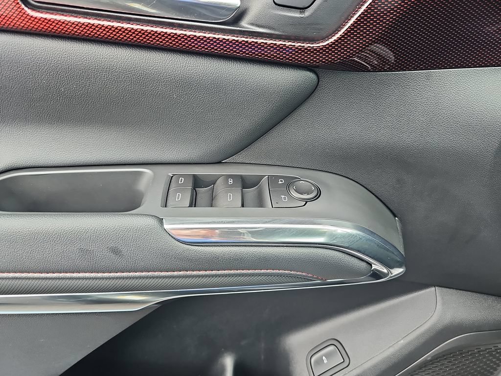 Used 2025 Chevrolet Traverse Z71 AWD/4WD image 27