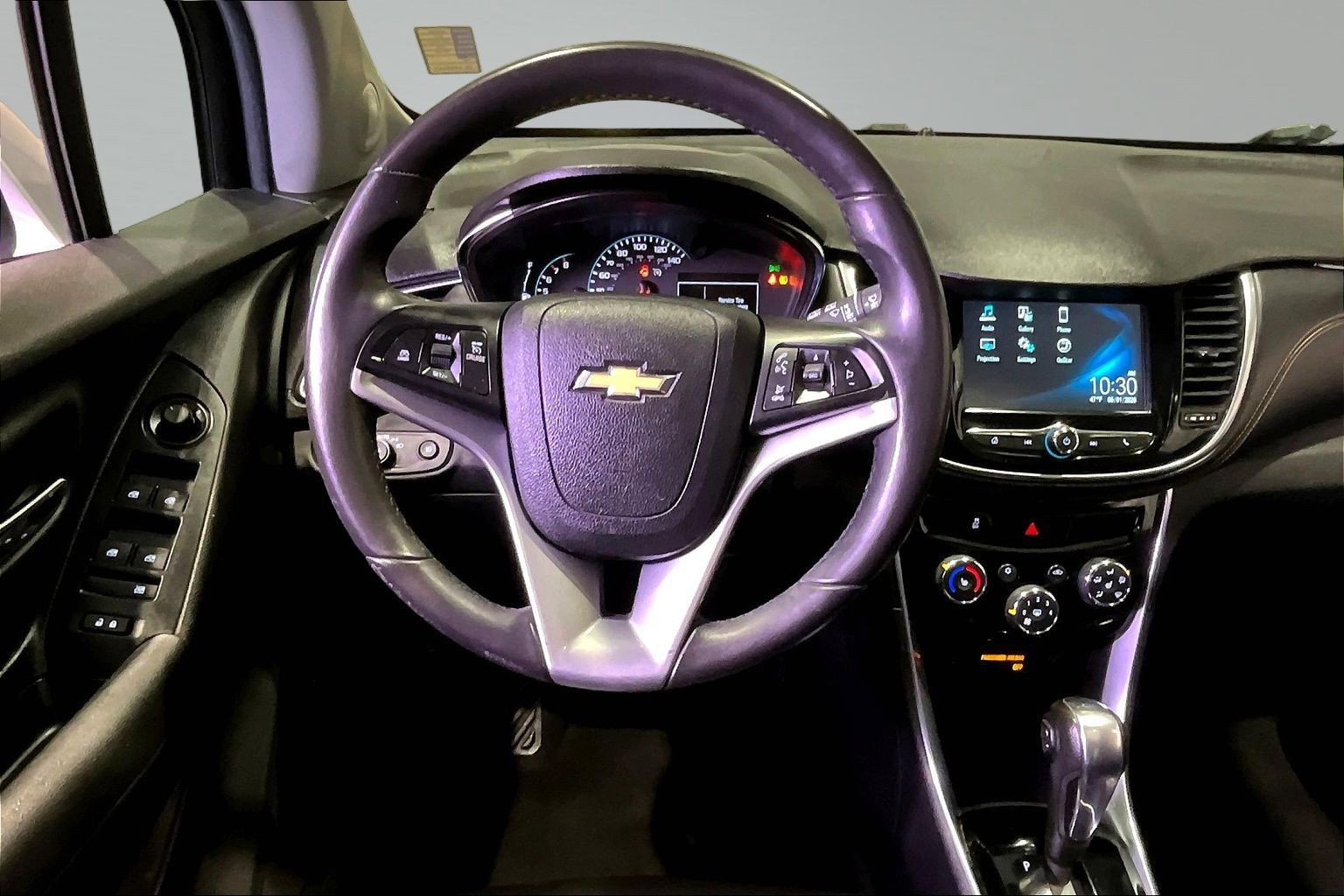 Used 2017 Chevrolet Trax Premier FWD image 8