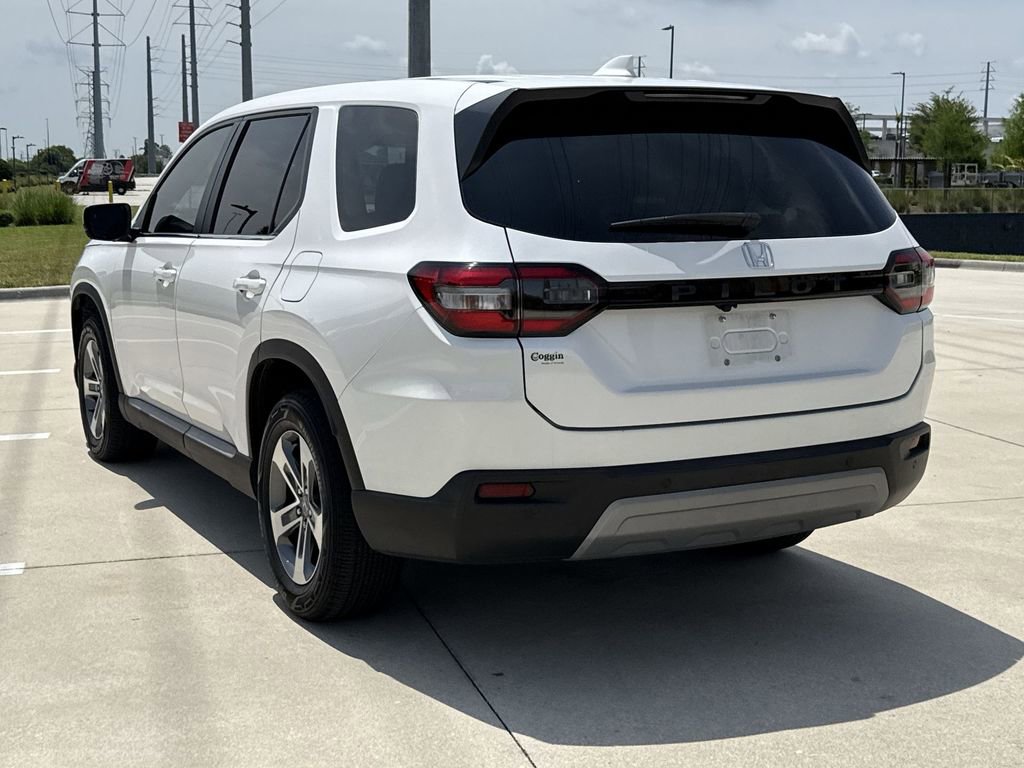 Used 2023 Honda Pilot EX-L image 10