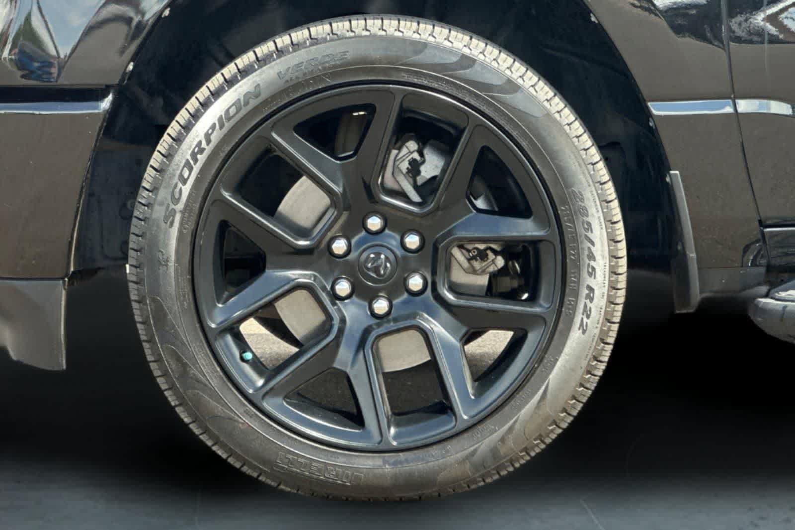 Used 2023 RAM 1500 Laramie AWD/4WD image 30