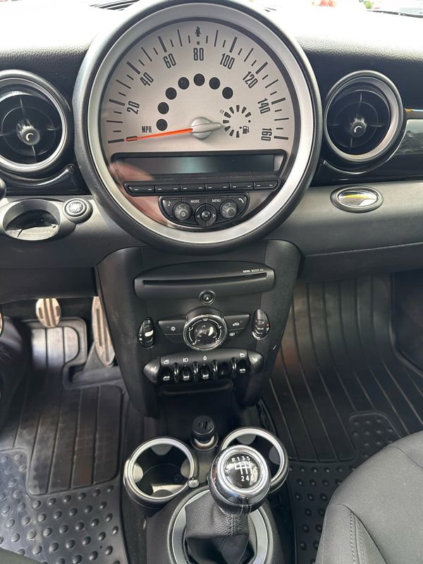 Used 2011 MINI Cooper Clubman S image 14