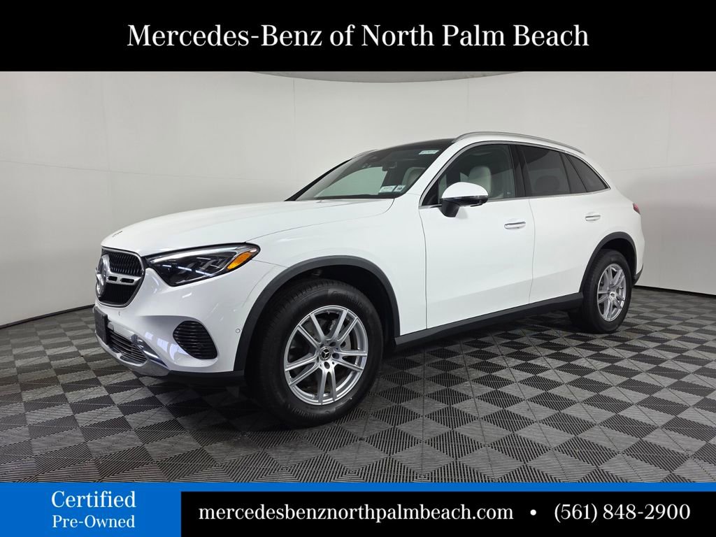 Used 2023 Mercedes-Benz GLC 300 4MATIC image 1