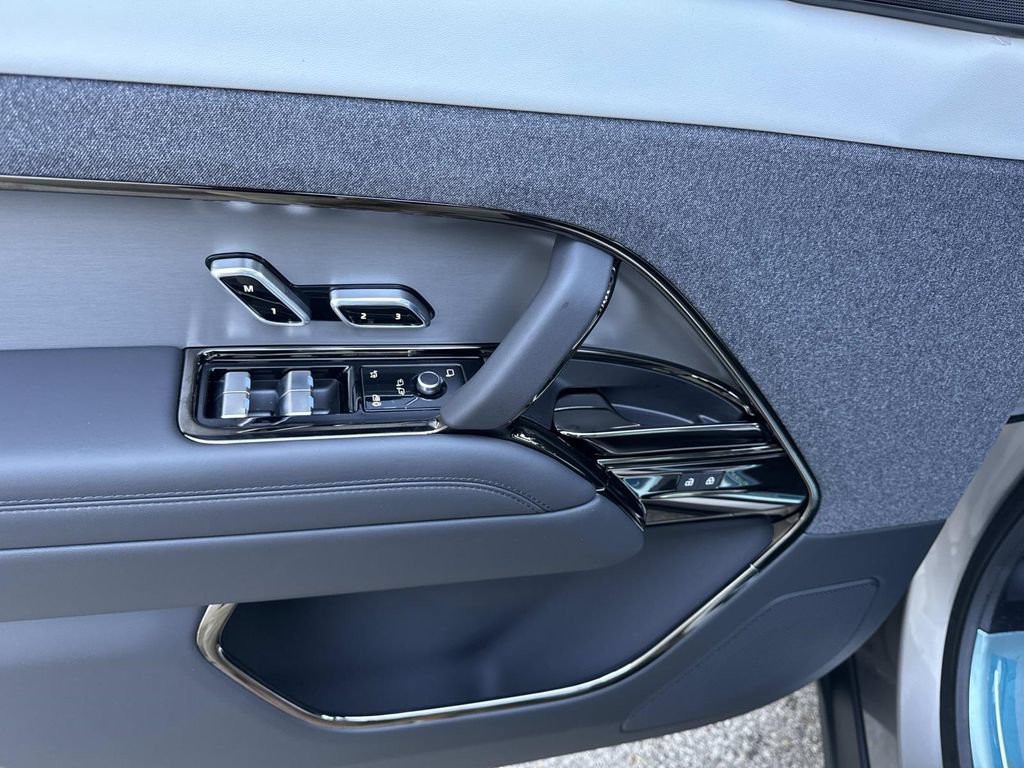 New 2026 Land Rover Range Rover Sport Dynamic SE AWD/4WD image 21