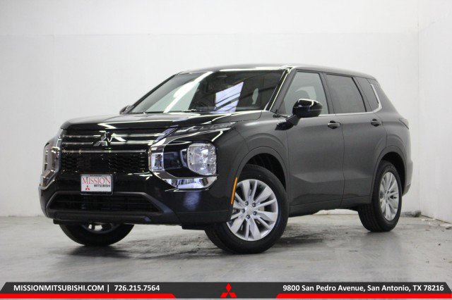 New 2026 Mitsubishi Outlander ES