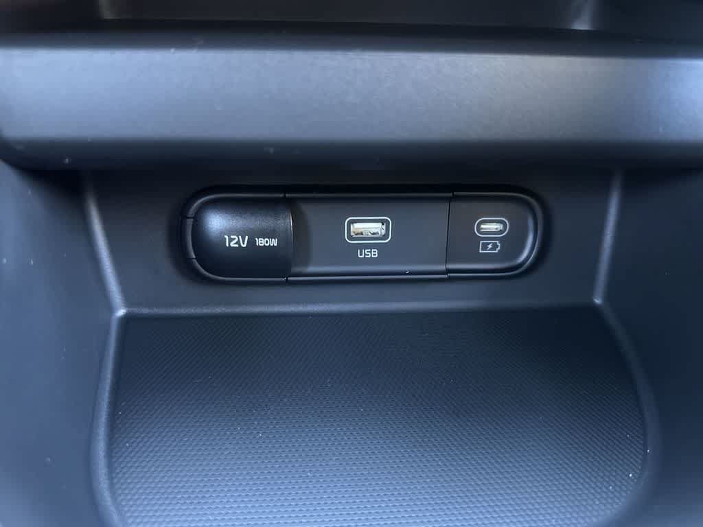 New 2026 Kia Seltos S AWD/4WD image 17