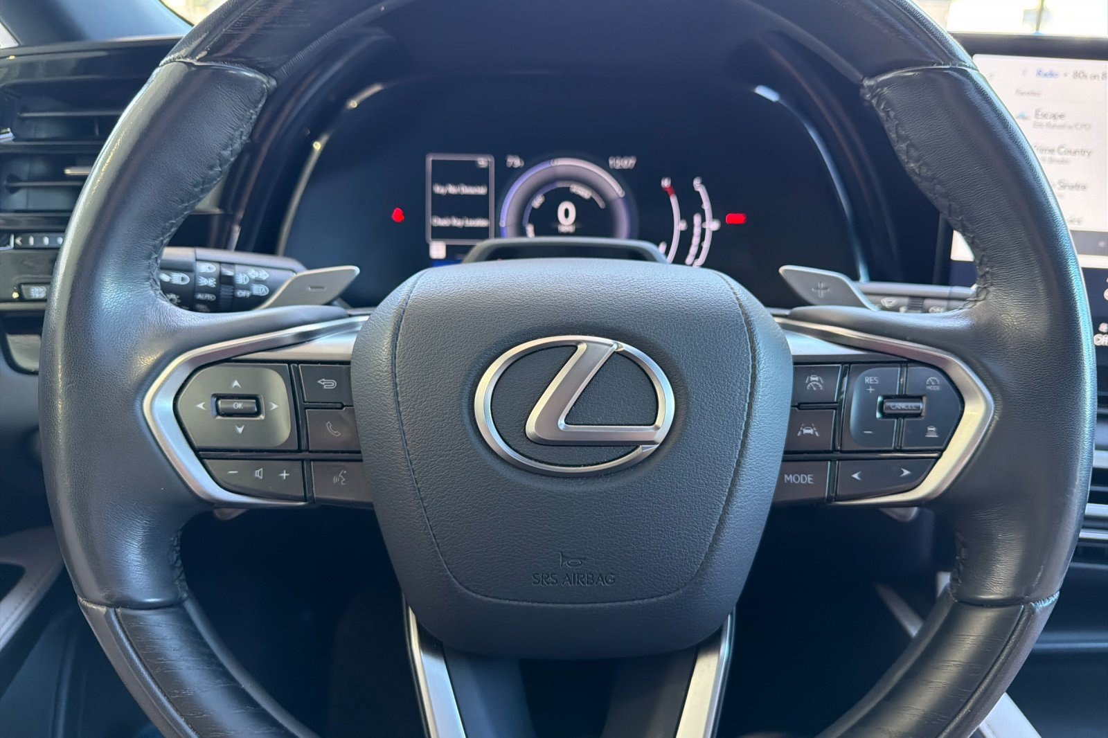 Certified 2023 Lexus RX 350h w/ Cold Area Package AWD/4WD image 28