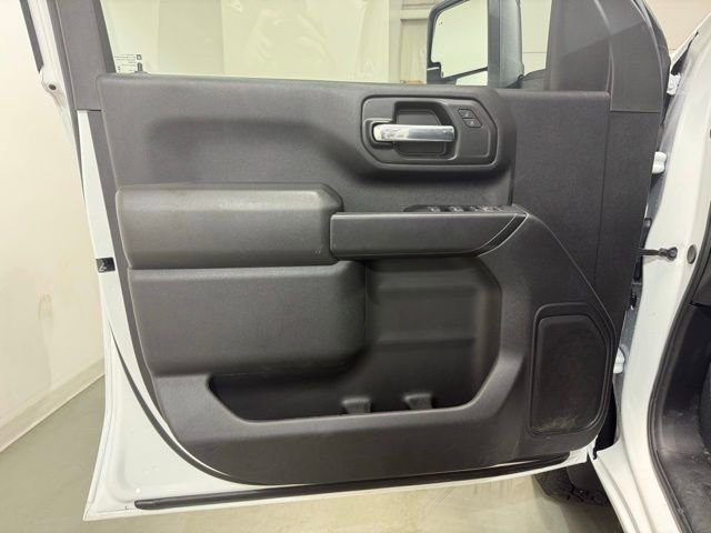 Certified 2025 Chevrolet Silverado 2500 Custom w/ Custom Value Package image 9
