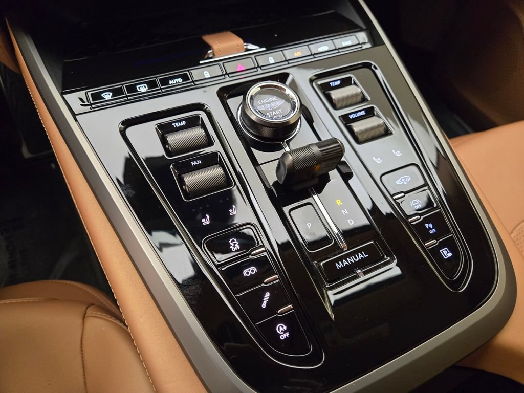 New 2025 Aston Martin DBX 707 AWD/4WD image 37