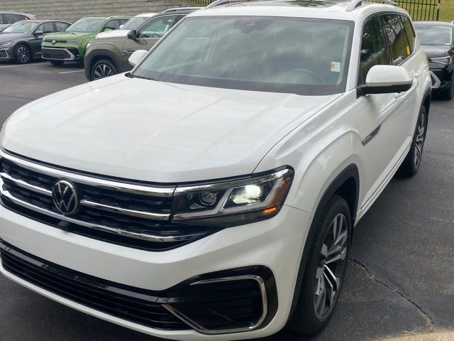 Used 2022 Volkswagen Atlas SEL Premium AWD/4WD image 2