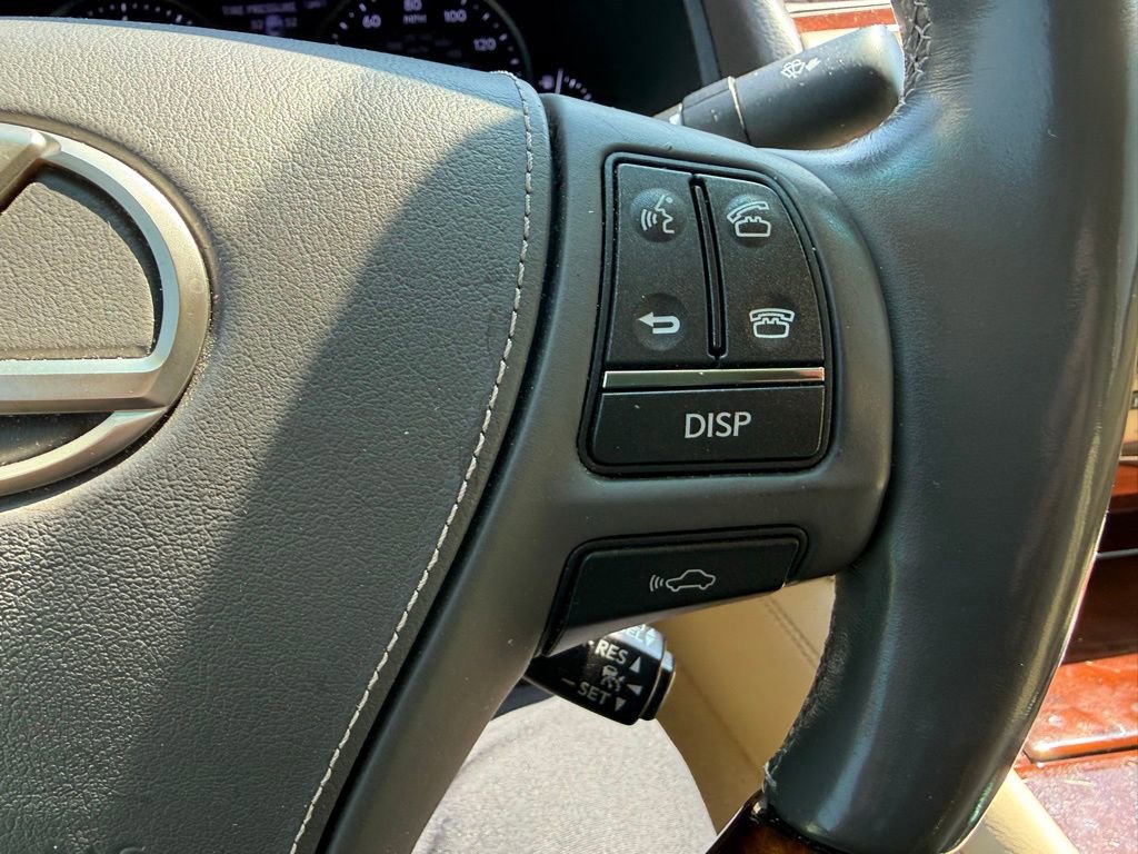 Used 2016 Lexus LS 460 w/ Comfort Package image 26