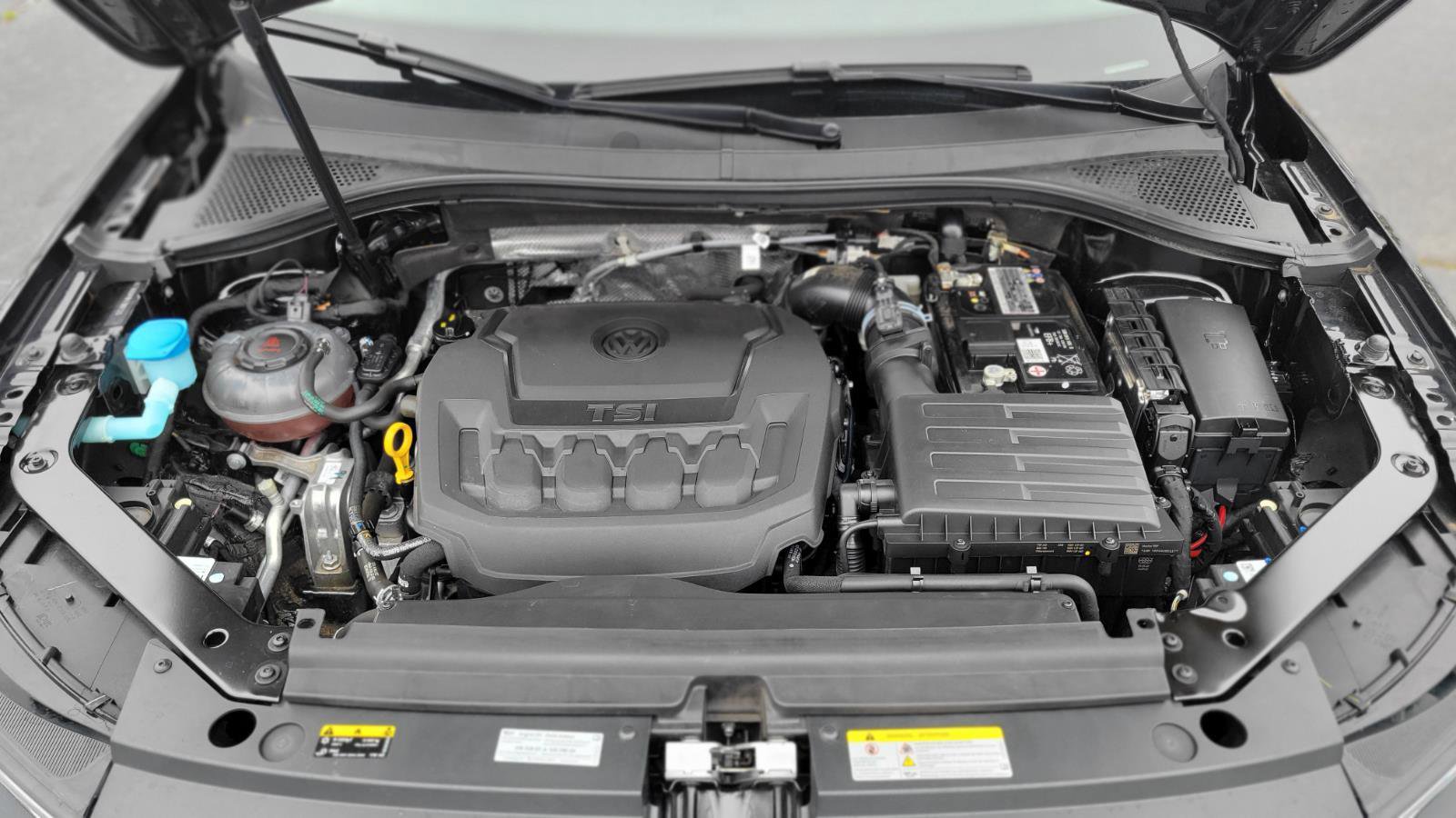 Certified 2023 Volkswagen Tiguan SE image 17