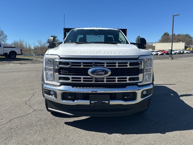 New 2024 Ford F550 4x4 Regular Cab Super Duty image 2