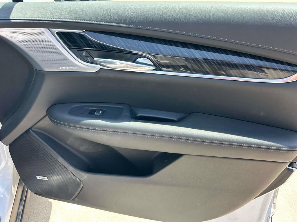 Certified 2023 Cadillac XT6 Premium Luxury AWD/4WD image 24