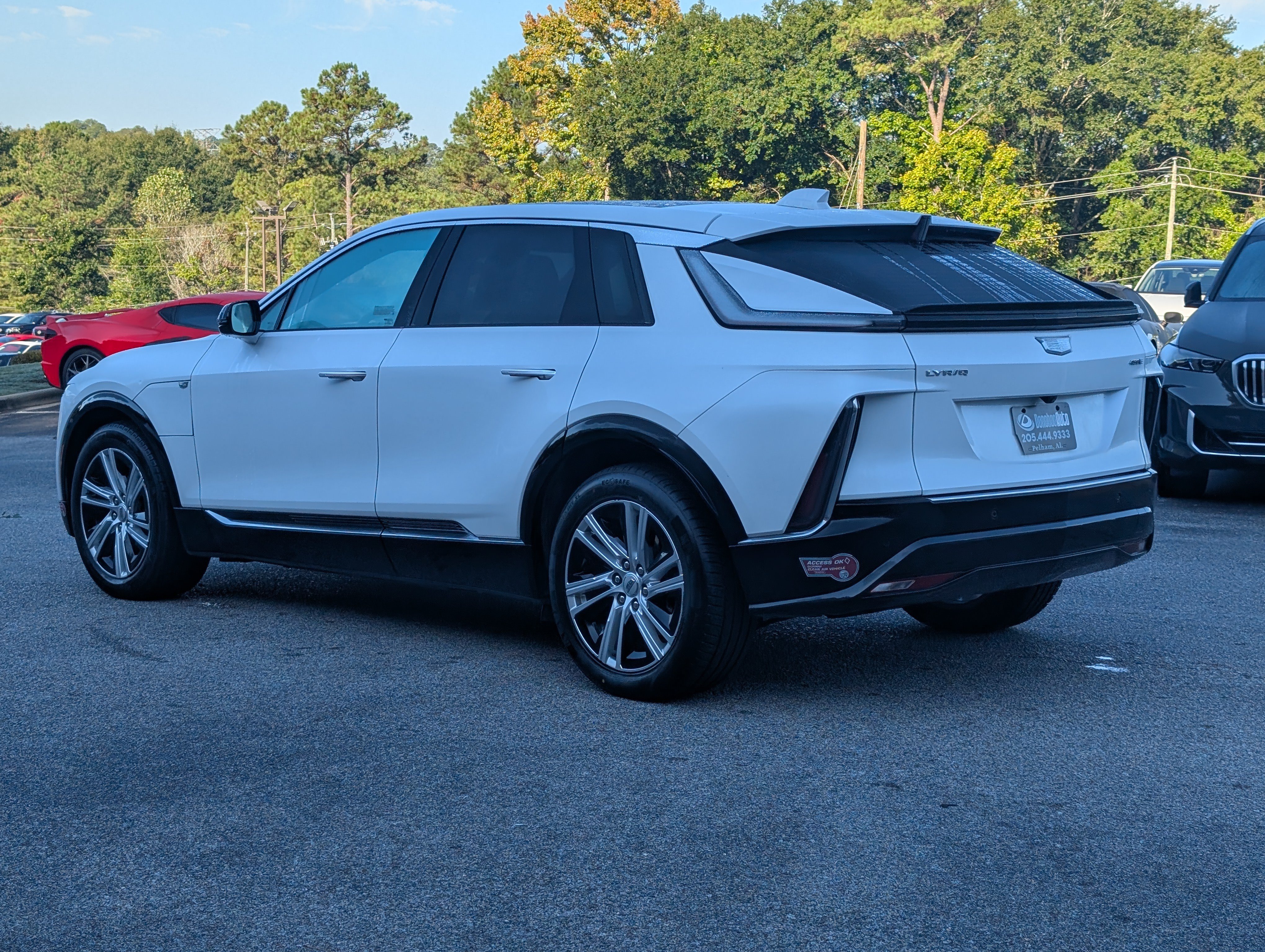 Used 2024 Cadillac Lyriq Tech RWD image 7