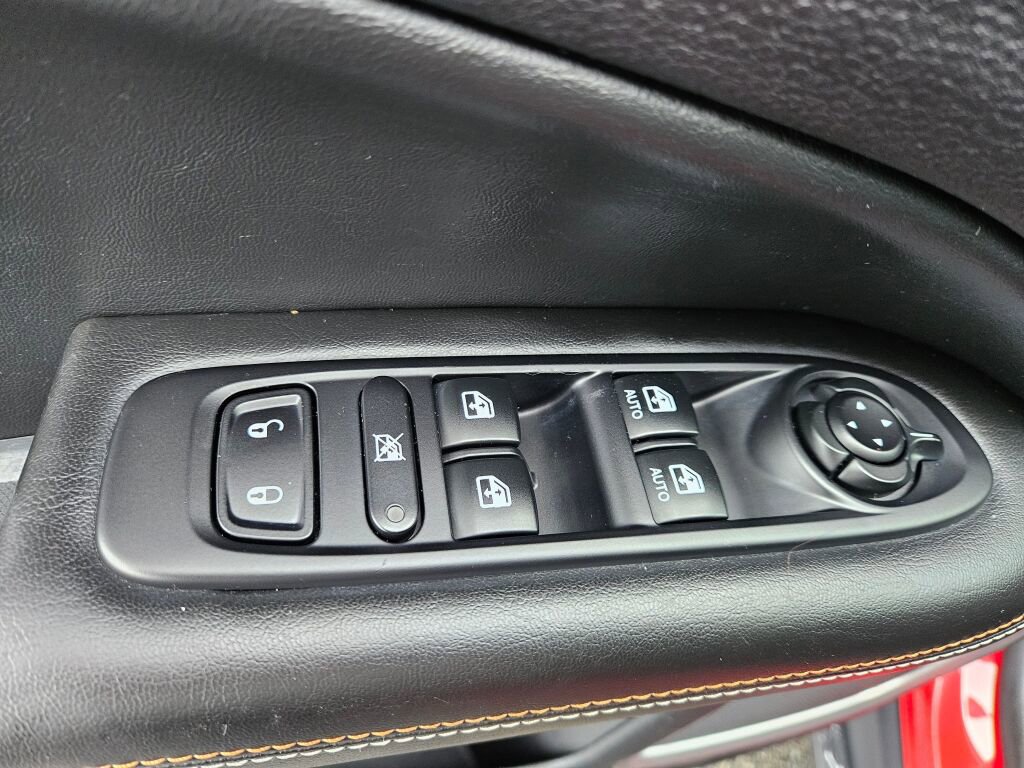 Used 2019 Jeep Compass Latitude w/ Popular Equipment Group image 16