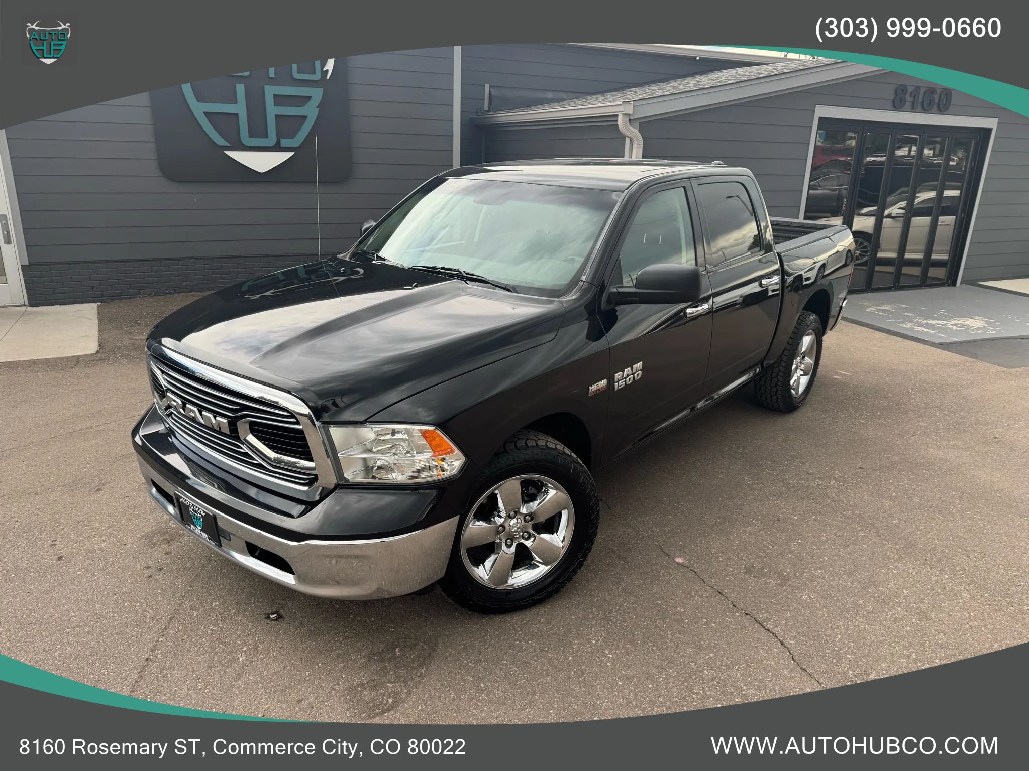 Used 2017 RAM 1500 Classic SLT AWD/4WD image 2