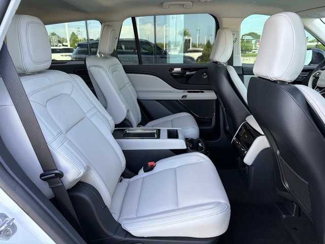 New 2026 Lincoln Aviator Reserve w/ Jet Appearance Package AWD/4WD image 22