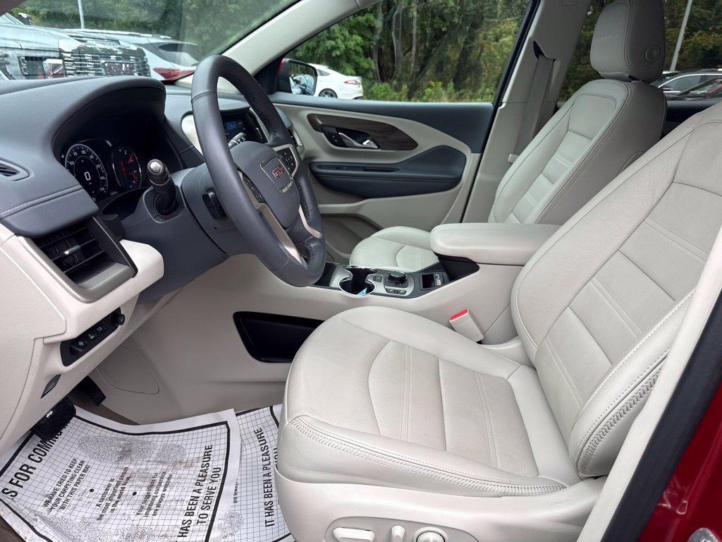 Used 2023 GMC Terrain Denali w/ LPO, Floor Liner Package AWD/4WD image 9