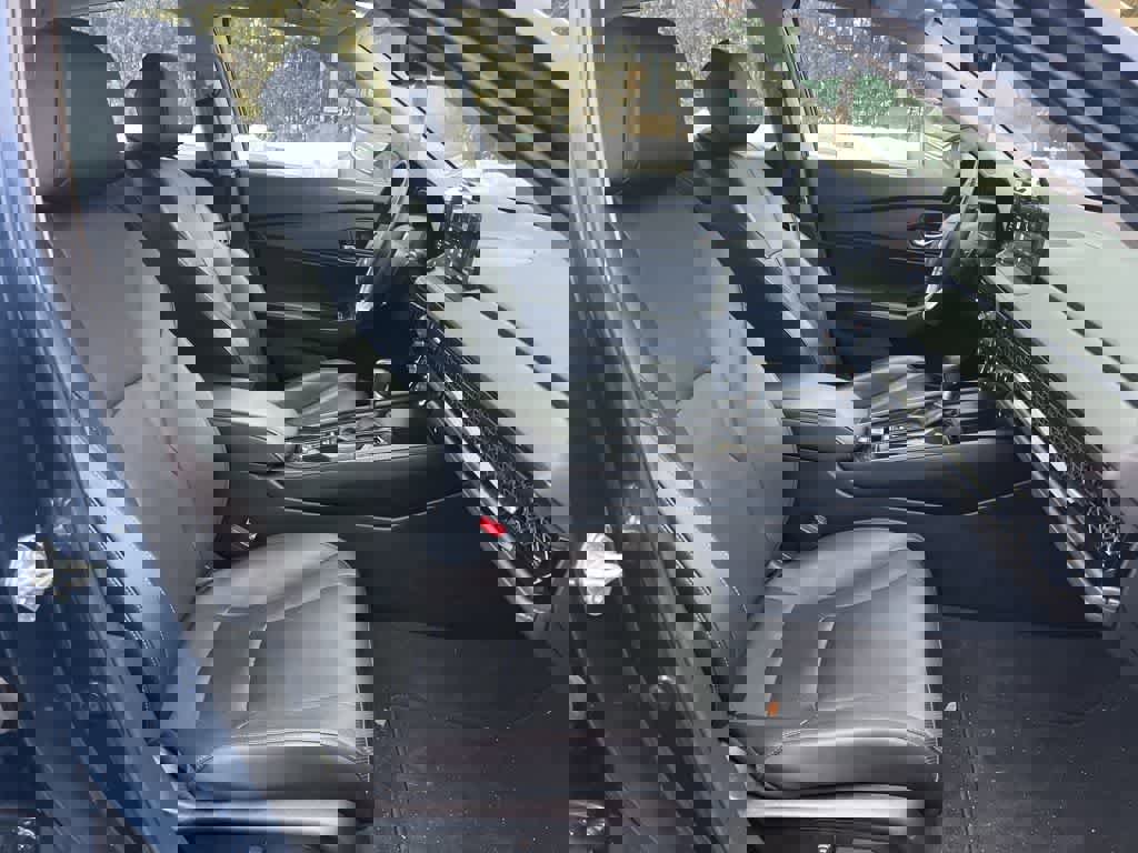 Used 2023 Honda Accord Touring image 11