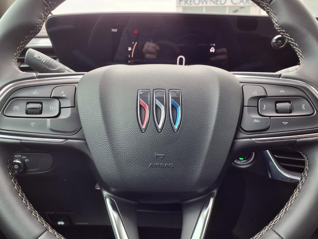 Used 2025 Buick Encore GX Preferred image 16