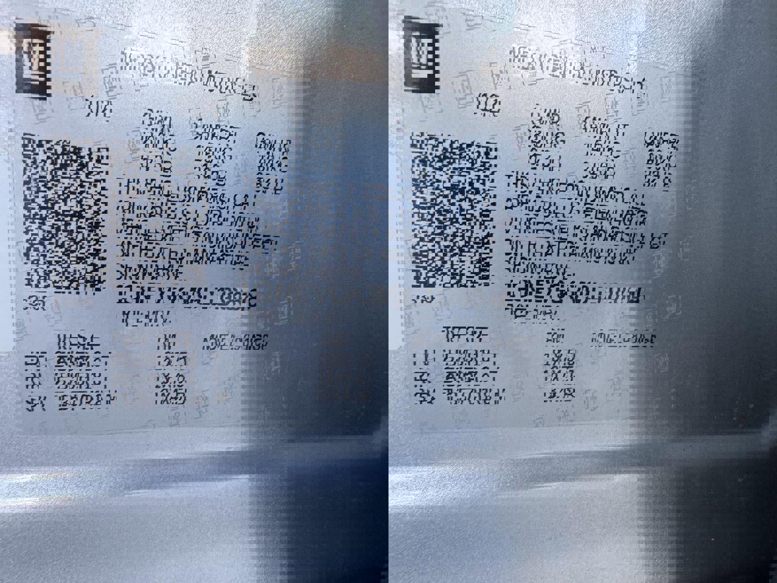 Used 2020 Chevrolet Traverse LT w/ LPO, Cargo Package image 32