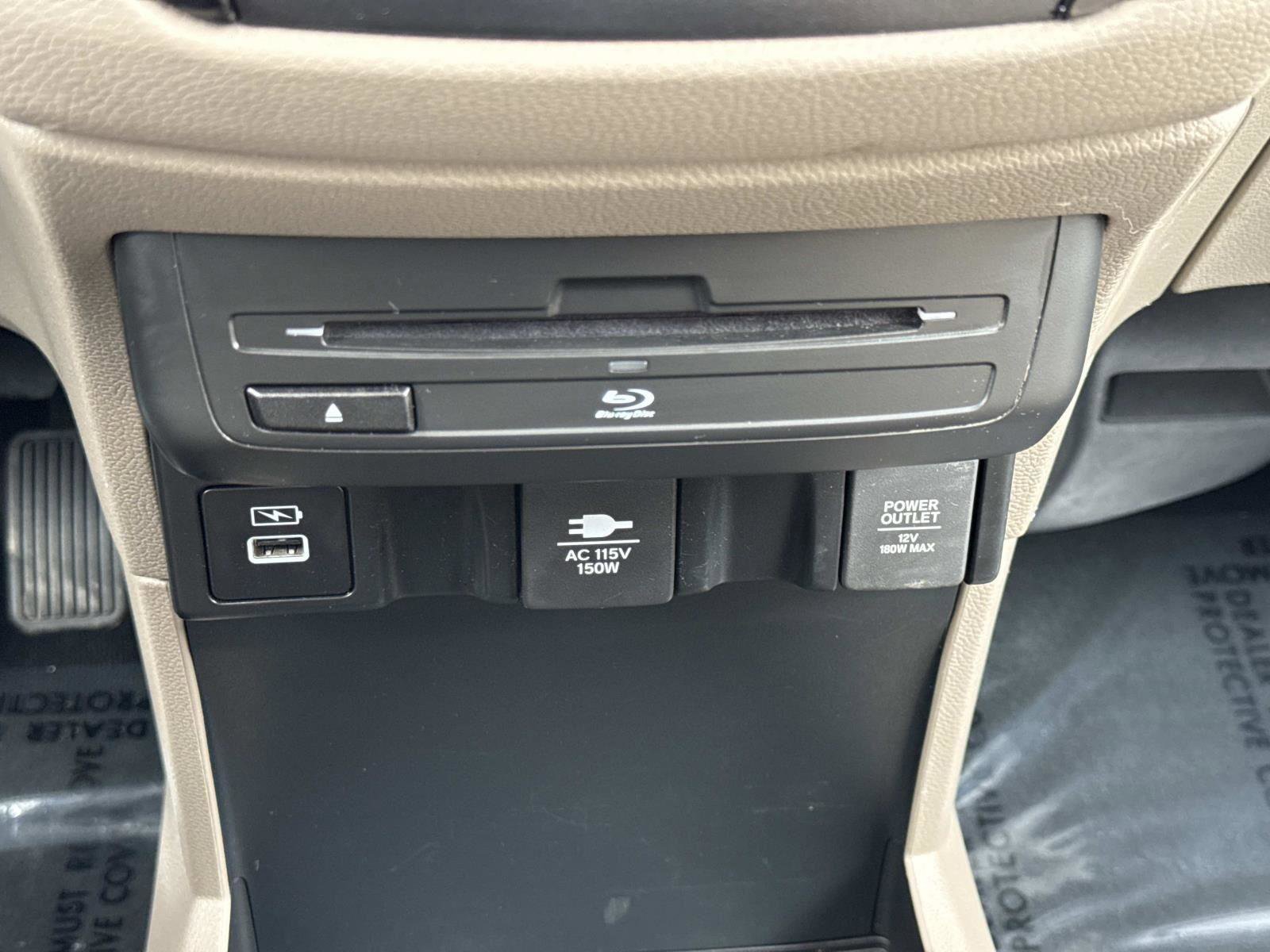Used 2023 Honda Odyssey Elite image 7