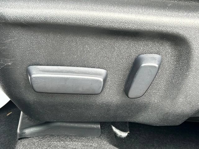 Used 2015 Toyota Corolla LE Premium FWD image 20