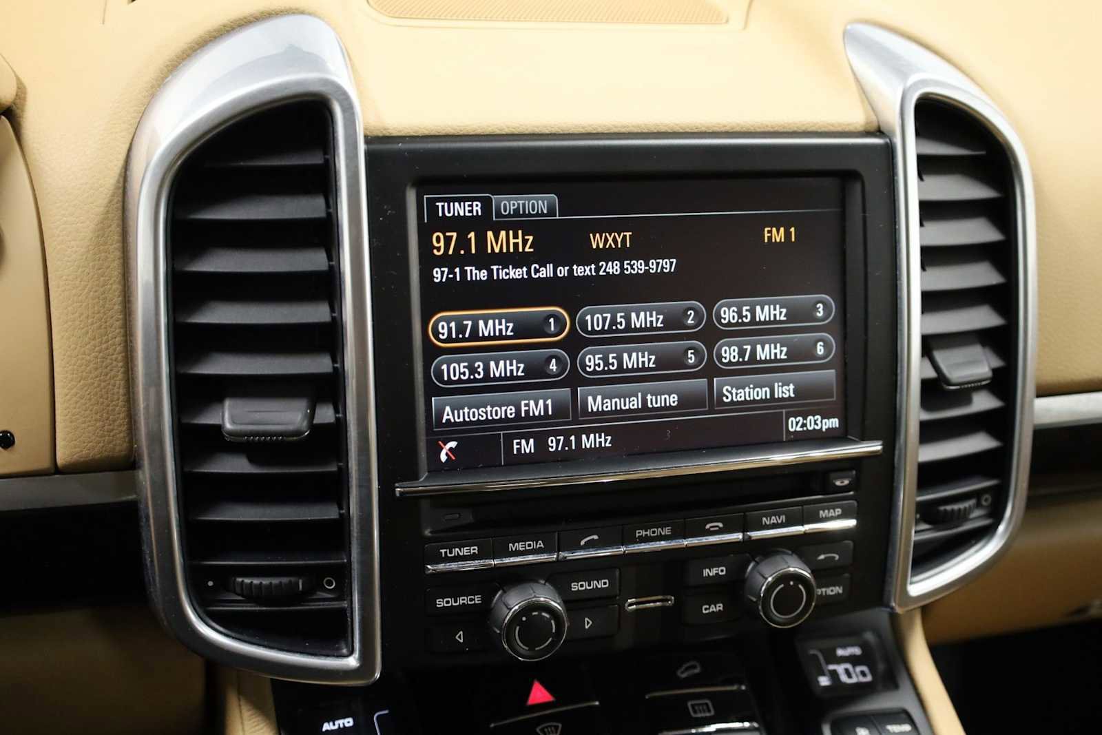 Used 2014 Porsche Cayenne AWD/4WD image 30