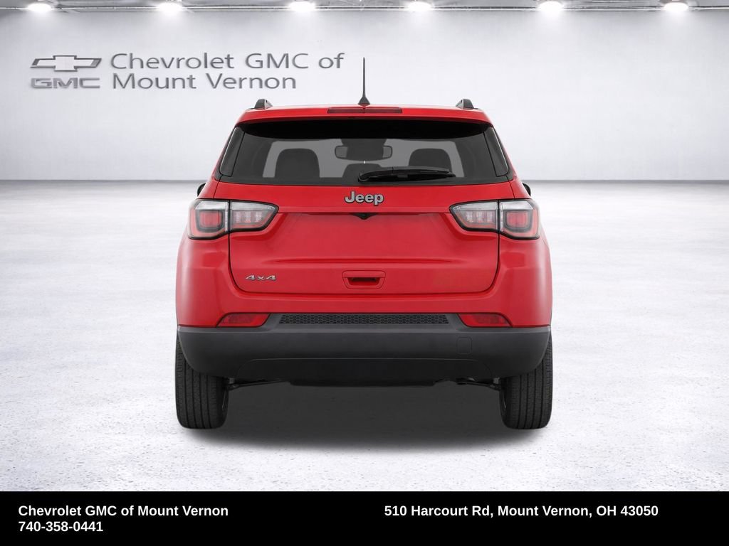 Used 2025 Jeep Compass Latitude w/ Altitude Special Edition AWD/4WD image 8