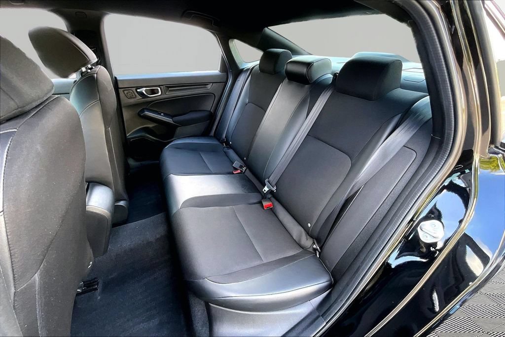 Used 2023 Honda Civic Sport image 16