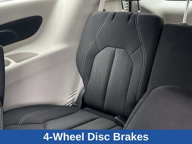 Used 2022 Chrysler Voyager LX FWD image 25
