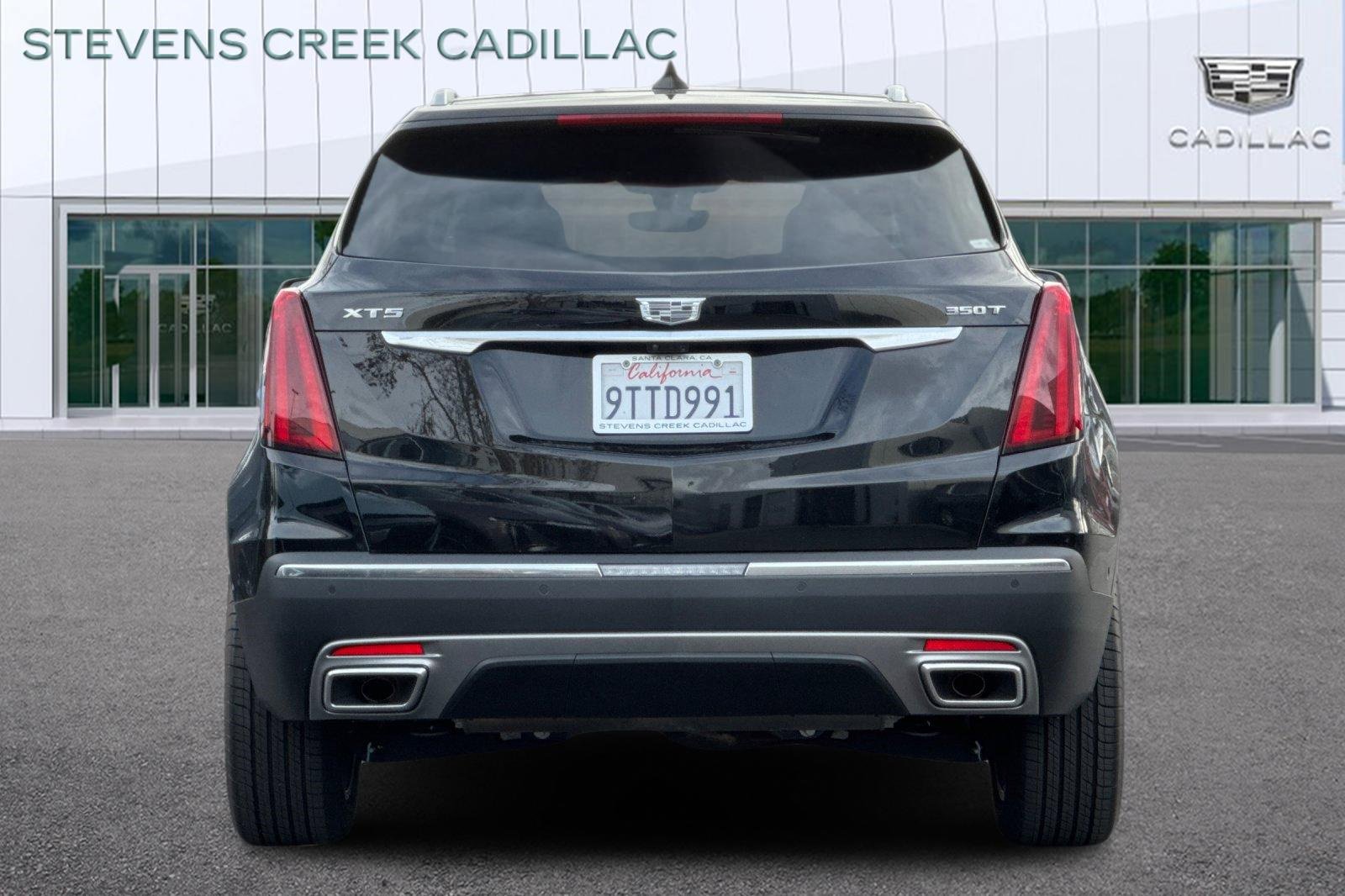 Used 2025 Cadillac XT5 Premium Luxury w/ LPO, Red Accent Package image 4