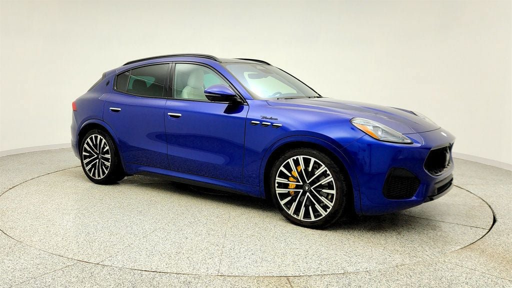 Used 2023 Maserati Grecale Modena AWD/4WD image 3