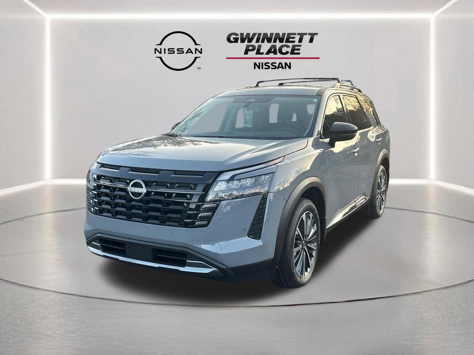 New 2026 Nissan Pathfinder Platinum image 1