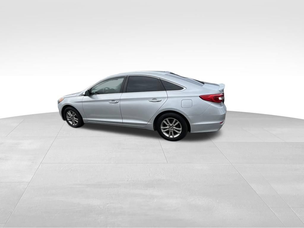 Used 2016 Hyundai Sonata SE FWD image 9
