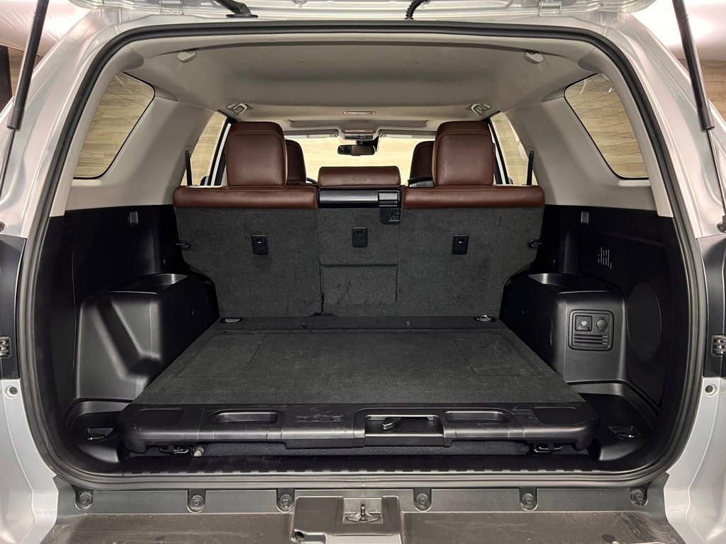 Used 2024 Toyota 4Runner Limited image 18