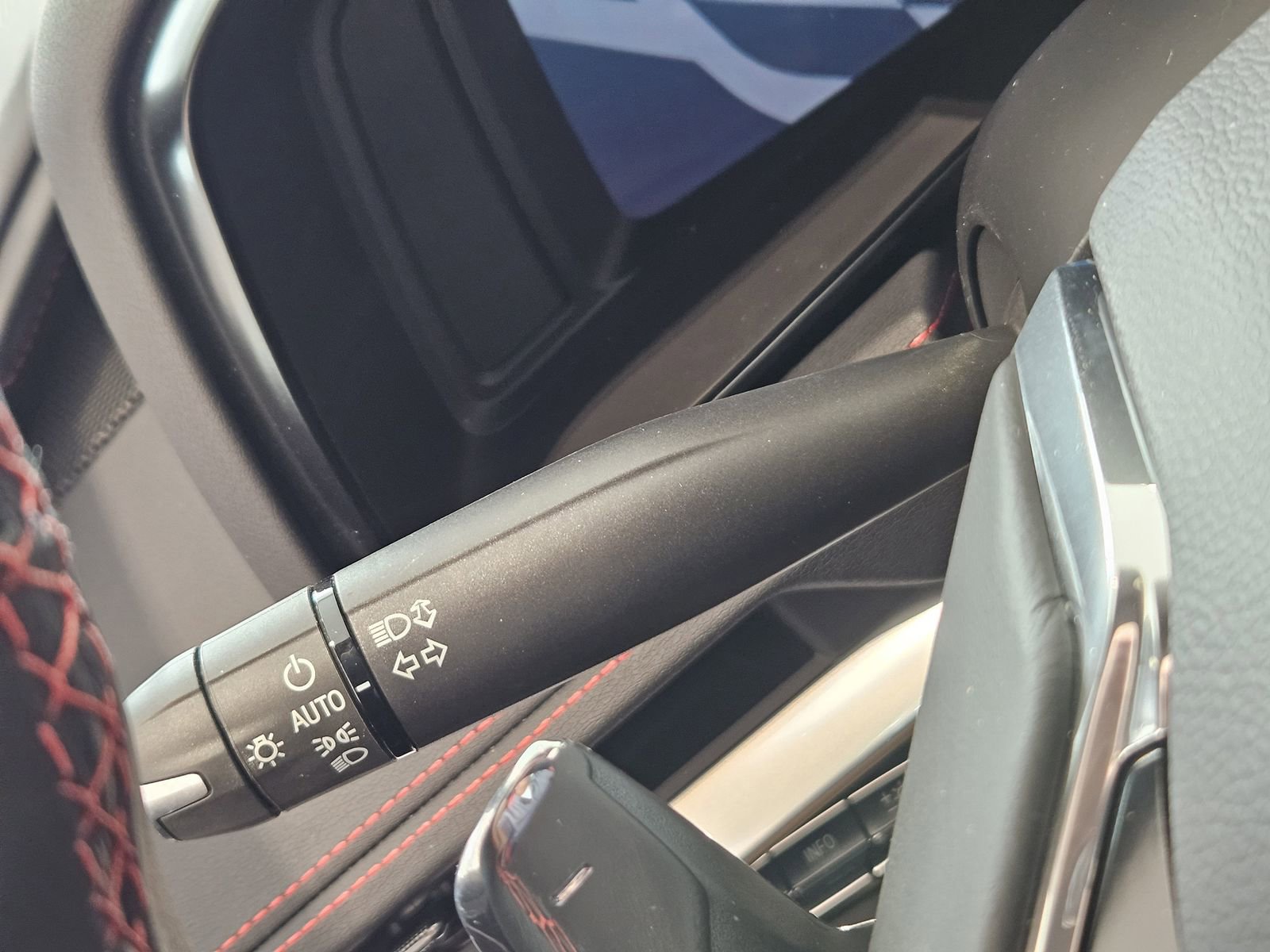 Used 2024 Chevrolet Corvette Z06 w/ Battery Protection Package image 27