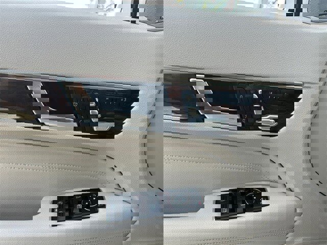 Used 2014 Mercedes-Benz E 350 Cabriolet image 19