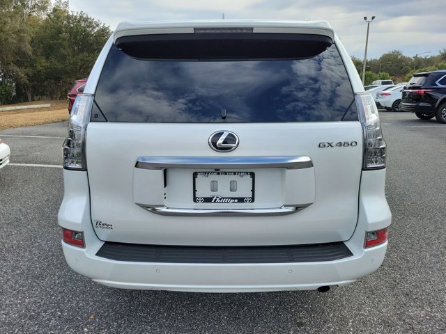 Used 2022 Lexus GX 460 Premium w/ Premium Package image 11