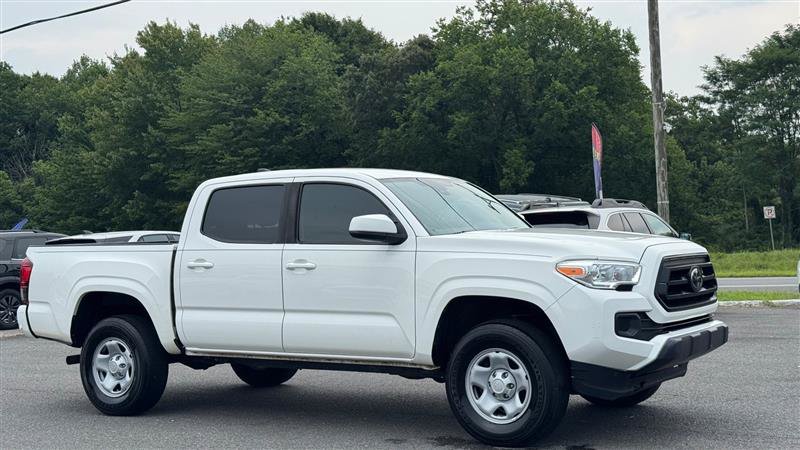Used 2022 Toyota Tacoma SR w/ SR Convenience Package RWD image 8