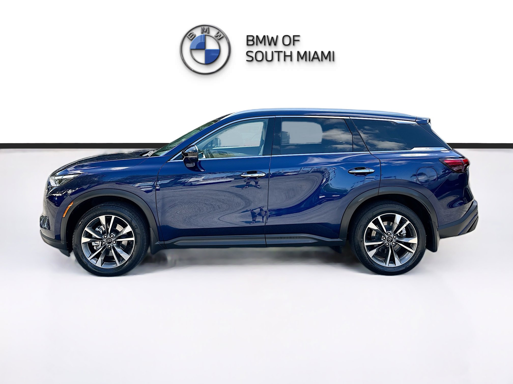 Used 2023 INFINITI QX60 Luxe w/ Cargo Package image 4