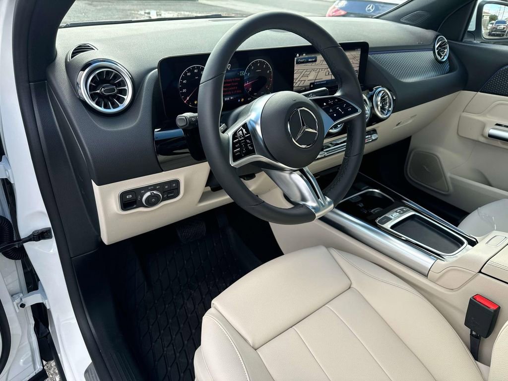 Used 2025 Mercedes-Benz GLA 250 image 10