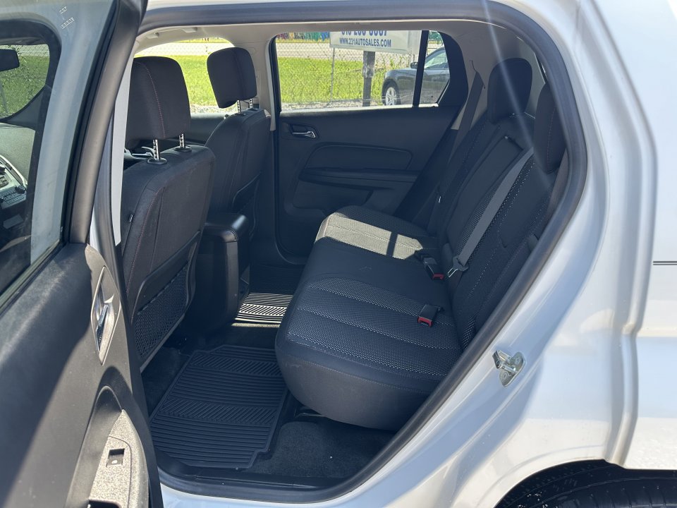 Used 2017 GMC Terrain SLE w/ Convenience Package image 15