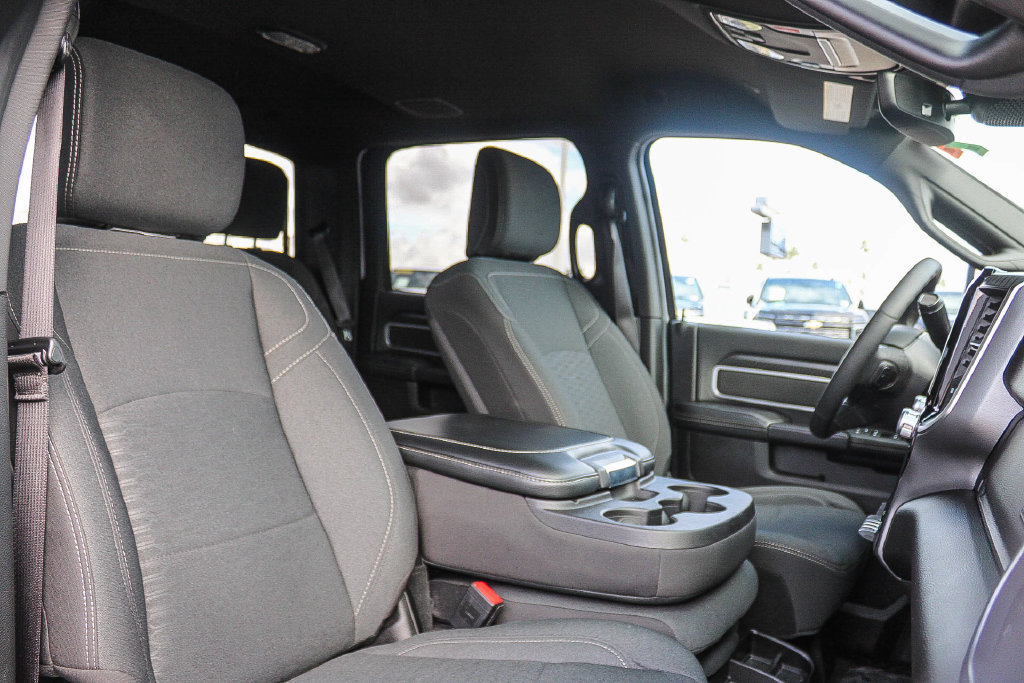 Used 2025 RAM 2500 Big Horn AWD/4WD image 17