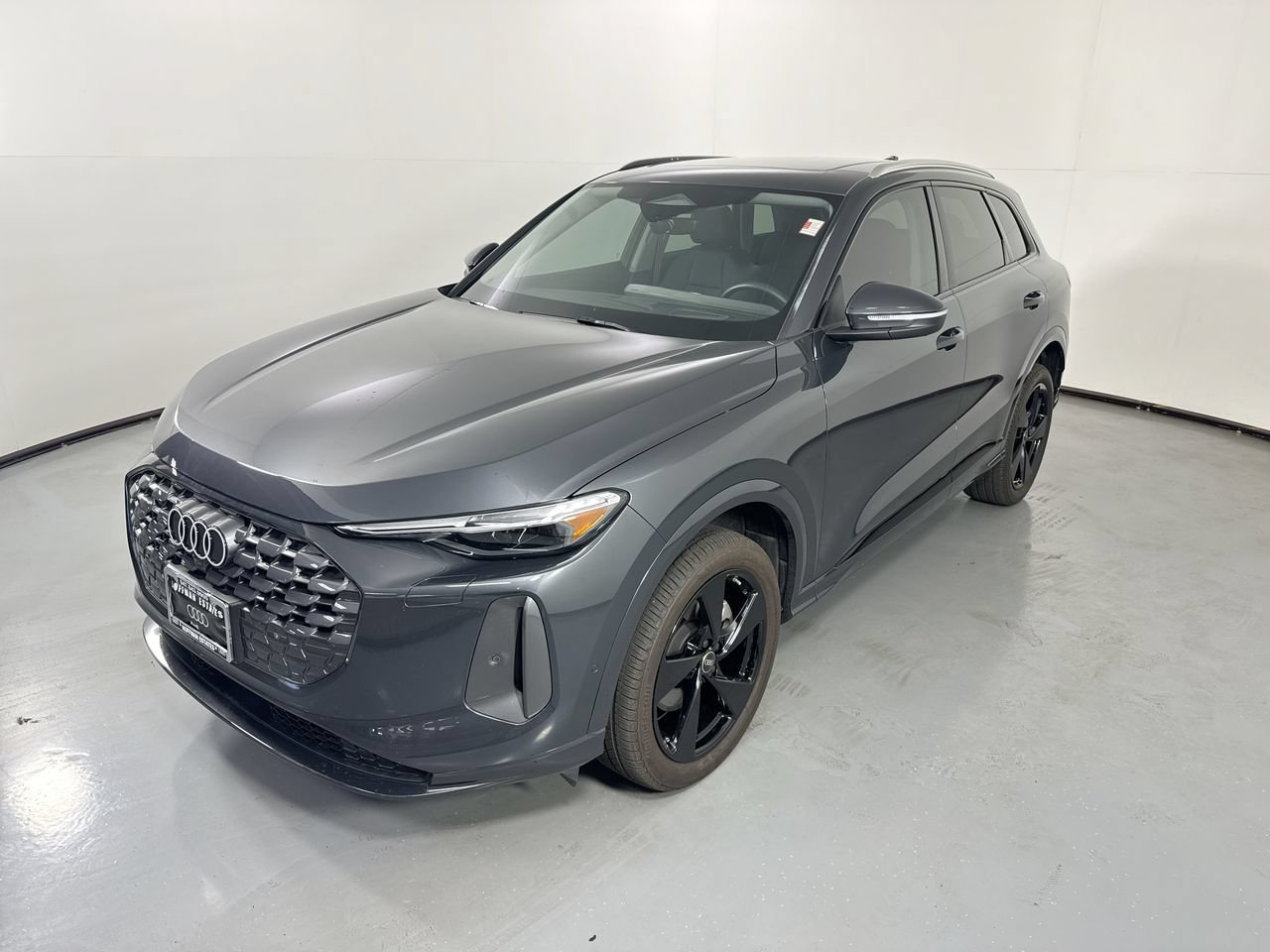 Used 2025 Audi Q5 Premium Plus w/ Premium Plus AWD/4WD image 32