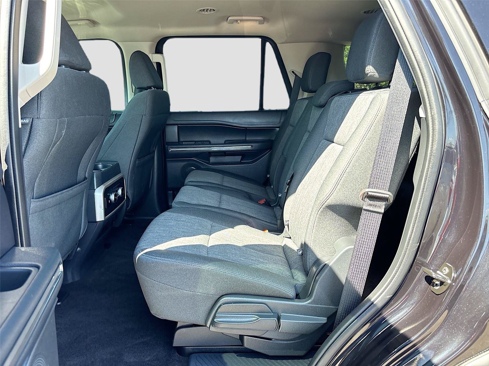 Used 2022 Ford Expedition XLT RWD image 24