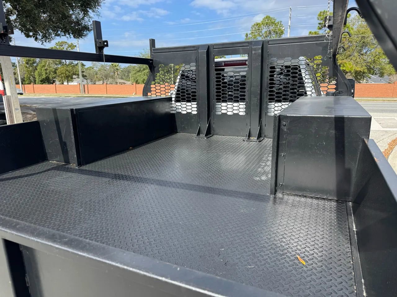 Used 2021 GMC Sierra 3500 2WD Crew Cab w/ Convenience Package image 17