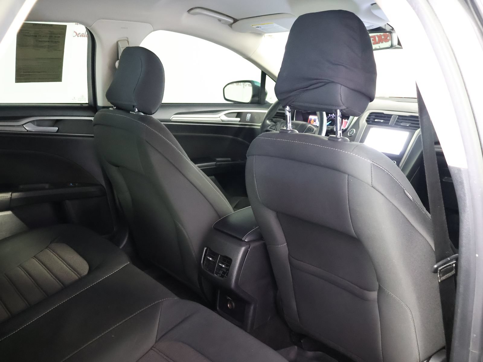 Used 2020 Ford Fusion SE FWD image 43