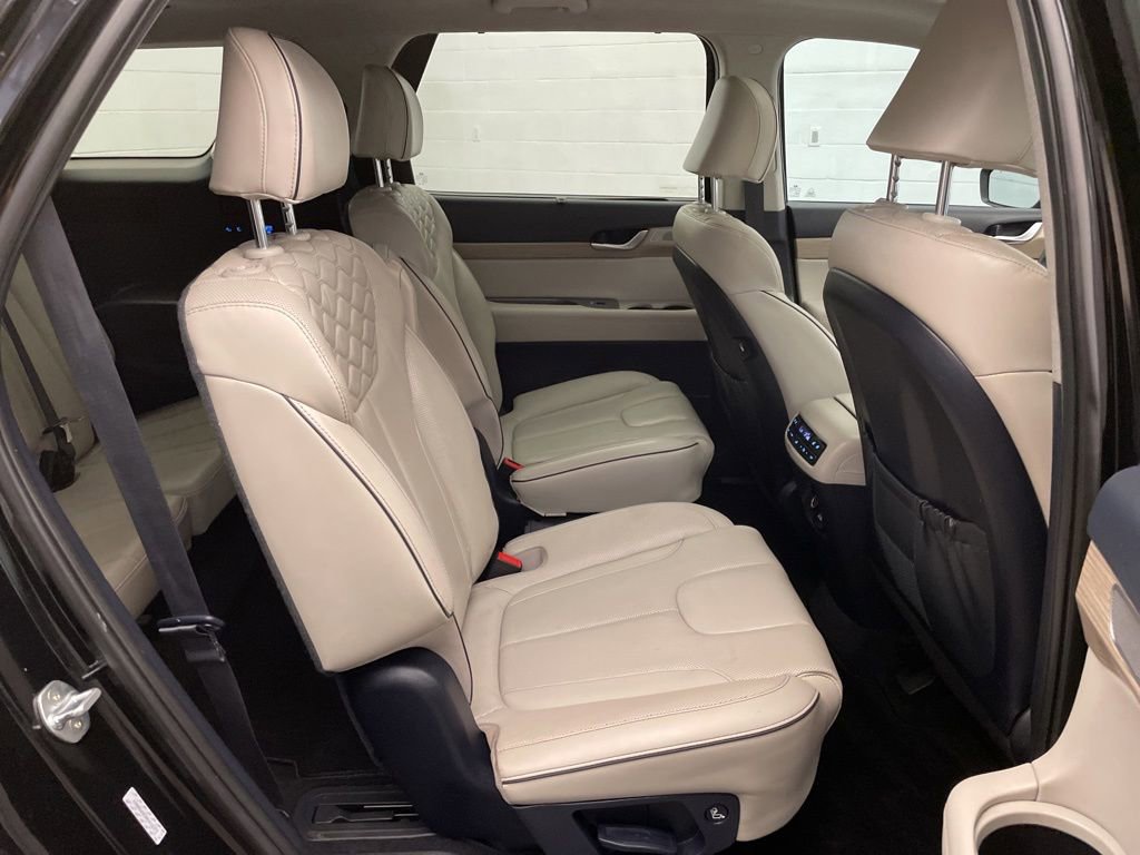 Used 2022 Hyundai Palisade Limited w/ Cargo Package FWD image 29