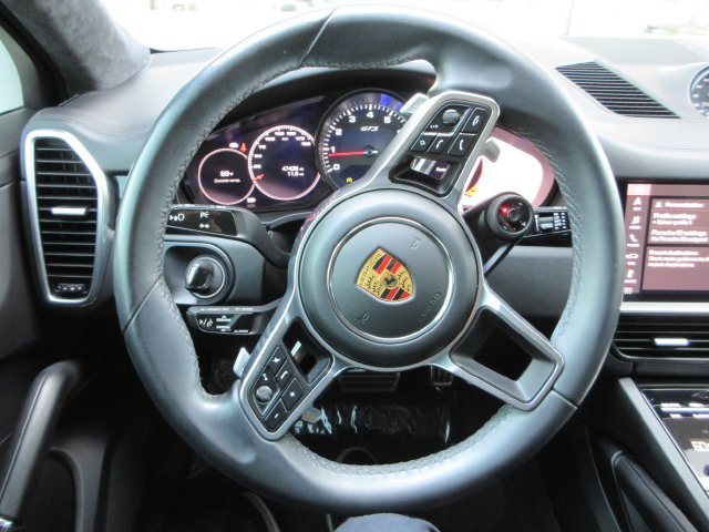 Used 2021 Porsche Cayenne GTS AWD/4WD image 37